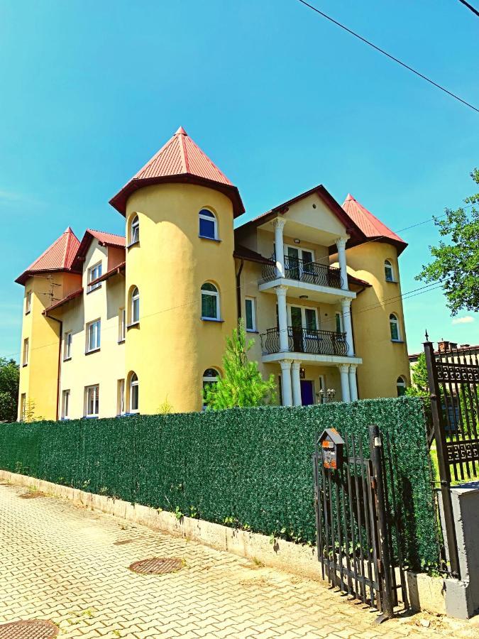 The Castle Suites & Apartment - Free Parking - (Adults Only) Krakow Bagian luar foto