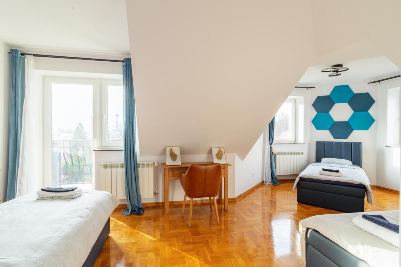 The Castle Suites & Apartment - Free Parking - (Adults Only) Krakow Bagian luar foto