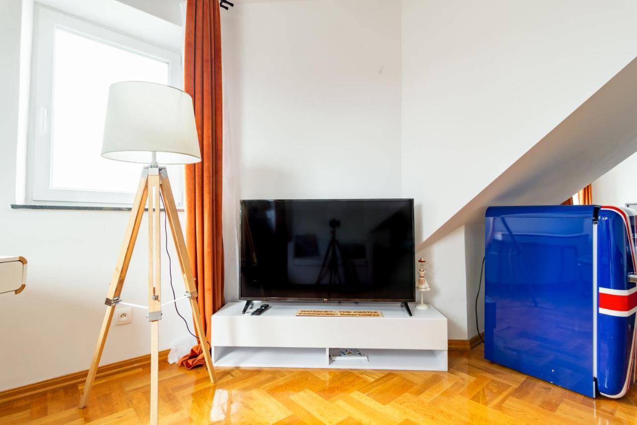 The Castle Suites & Apartment - Free Parking - (Adults Only) Krakow Bagian luar foto