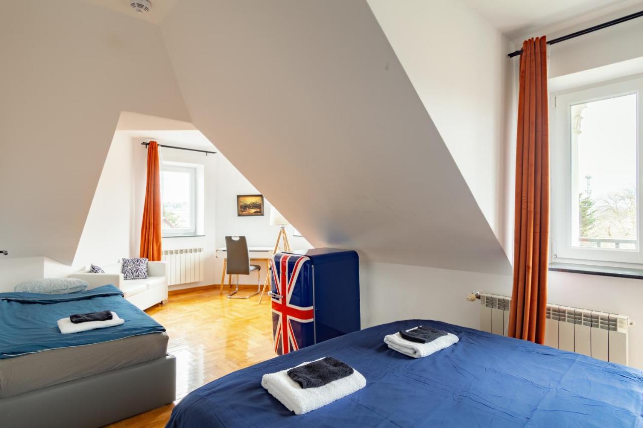 The Castle Suites & Apartment - Free Parking - (Adults Only) Krakow Bagian luar foto
