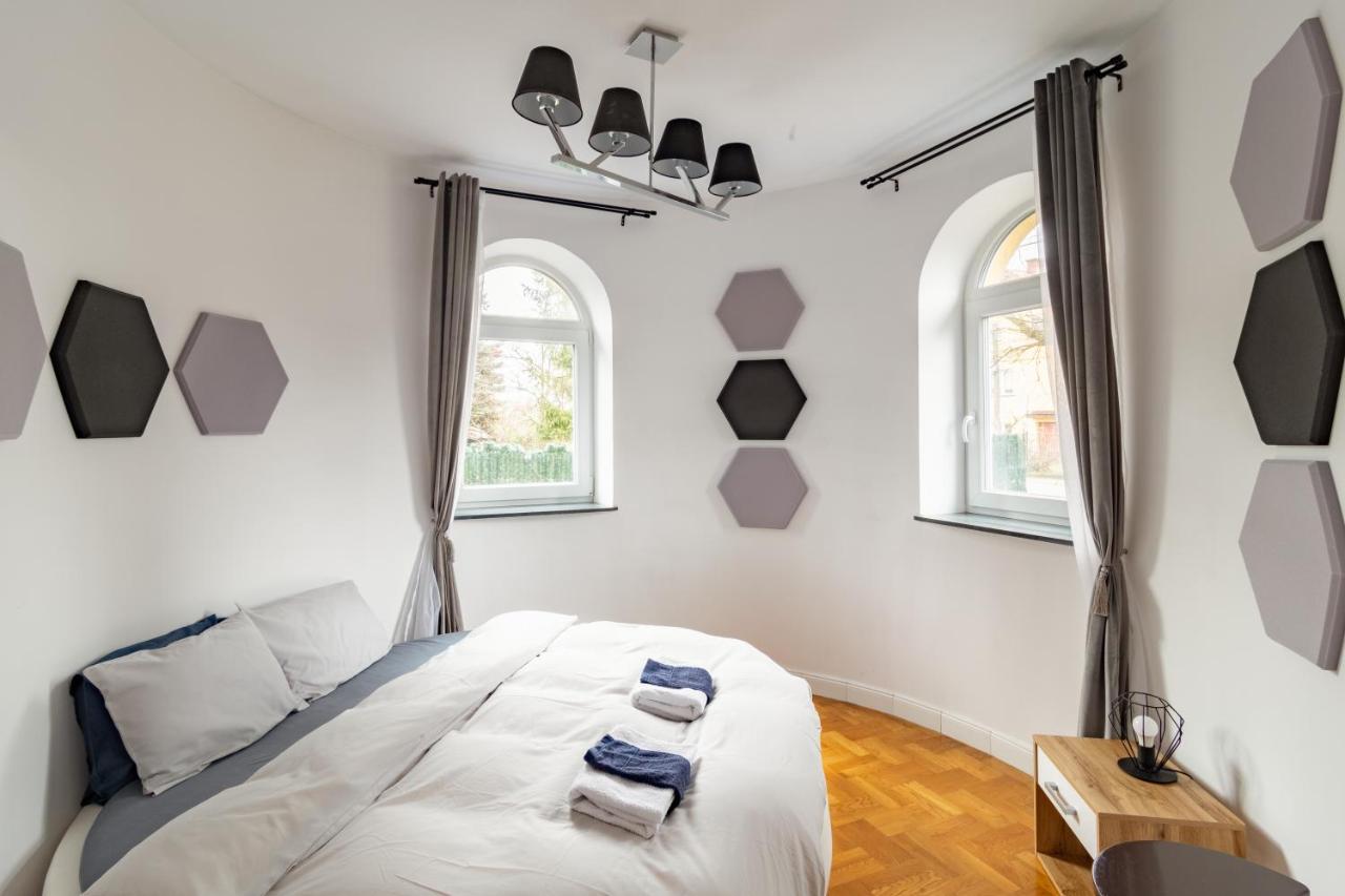The Castle Suites & Apartment - Free Parking - (Adults Only) Krakow Bagian luar foto