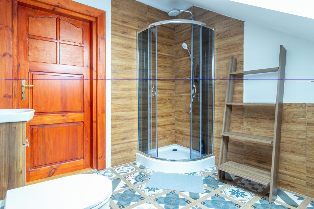 The Castle Suites & Apartment - Free Parking - (Adults Only) Krakow Bagian luar foto