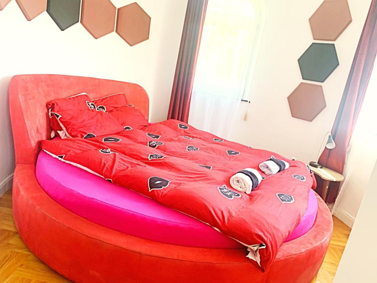 The Castle Suites & Apartment - Free Parking - (Adults Only) Krakow Bagian luar foto