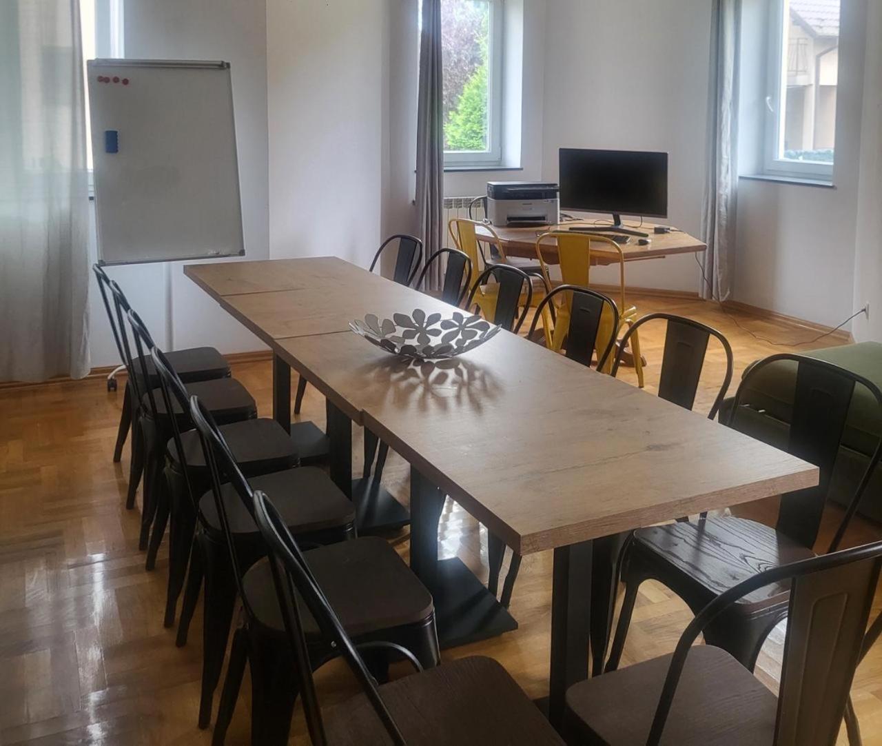 The Castle Suites & Apartment - Free Parking - (Adults Only) Krakow Bagian luar foto